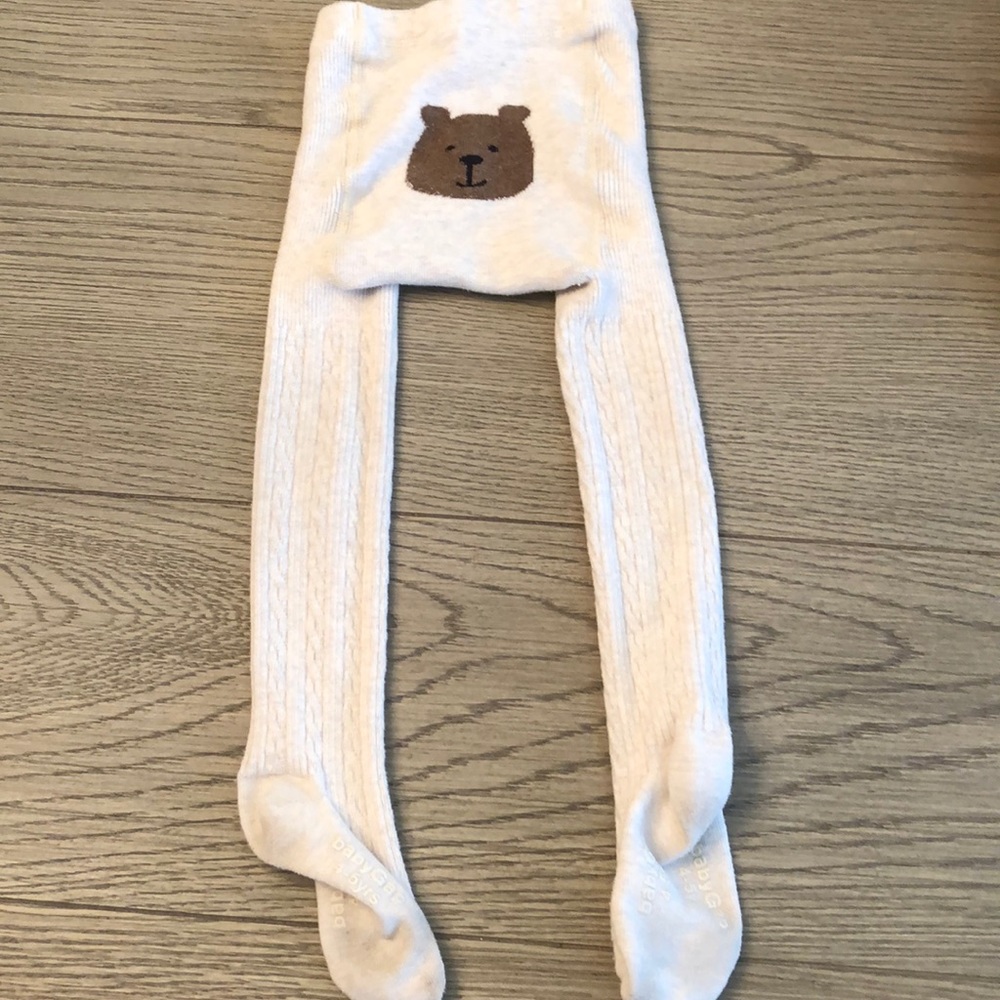 ✨Bear✨ Gap Cable Knit Tights
